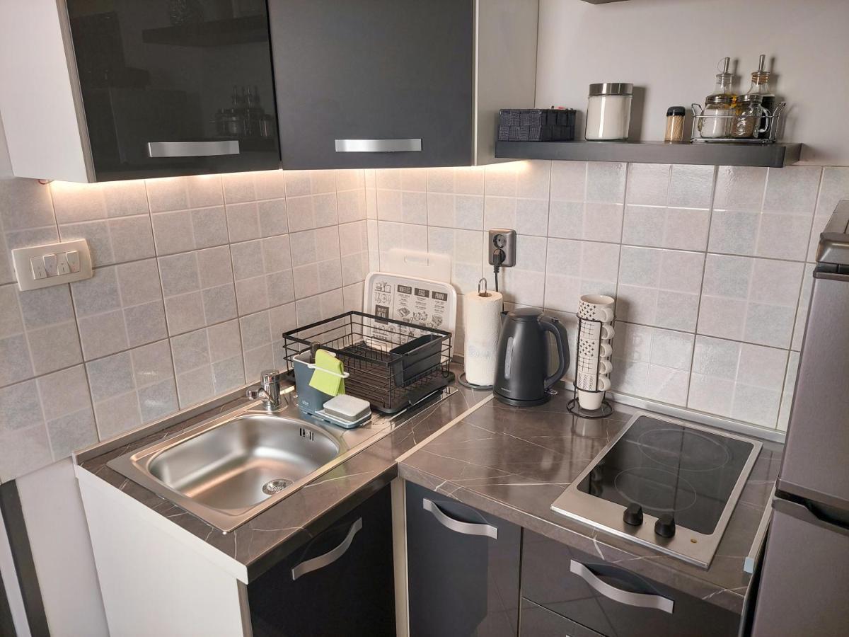 Apartment Dalmatino Split Buitenkant foto