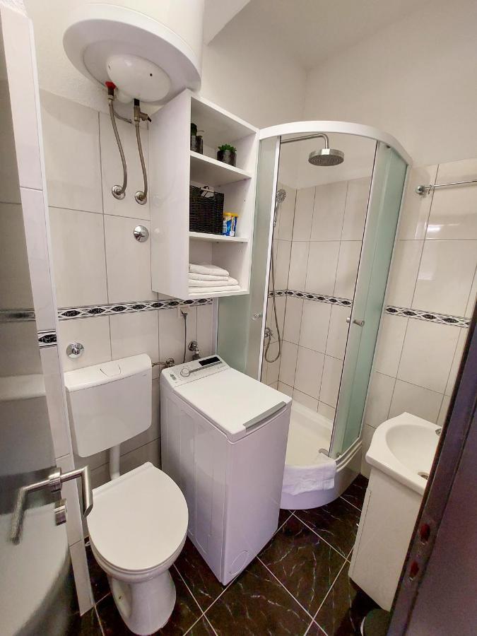 Apartment Dalmatino Split Buitenkant foto